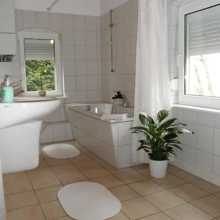 Apartment-ferienwohnung Dresden-briesnitz * Дрезден