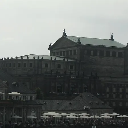 Apartment-ferienwohnung Dresden-briesnitz *