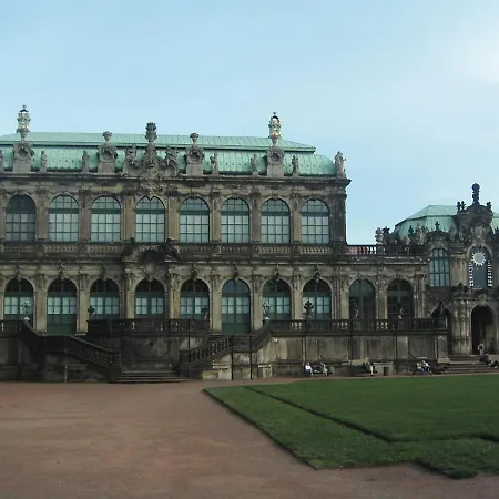 Apartment-ferienwohnung Dresden-briesnitz *