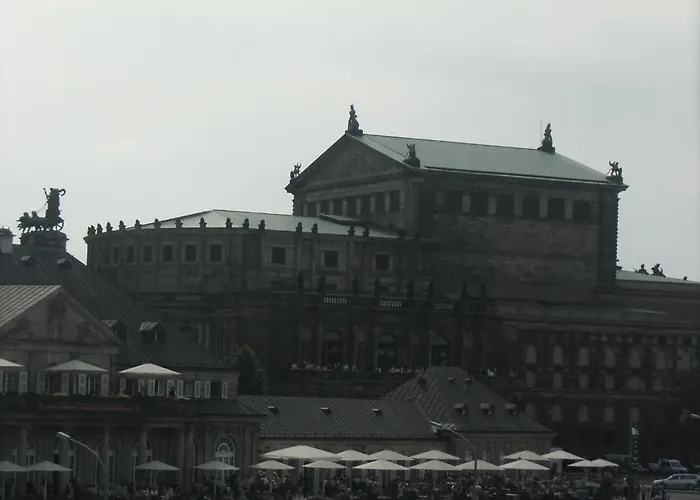 Apartment-ferienwohnung Dresden-briesnitz *